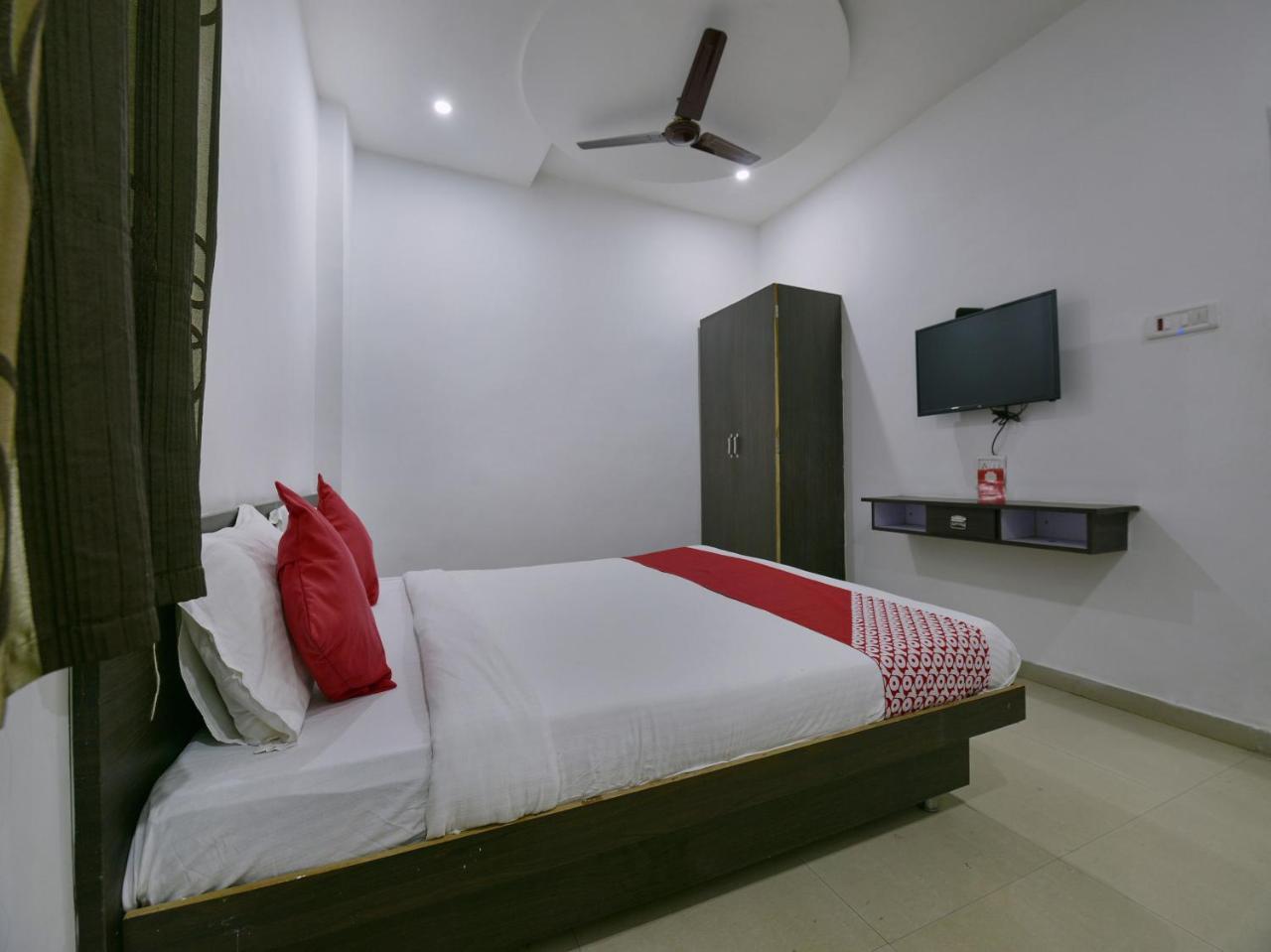 Oyo 9969 Hotel Kshipra Dham Ujjain Dış mekan fotoğraf